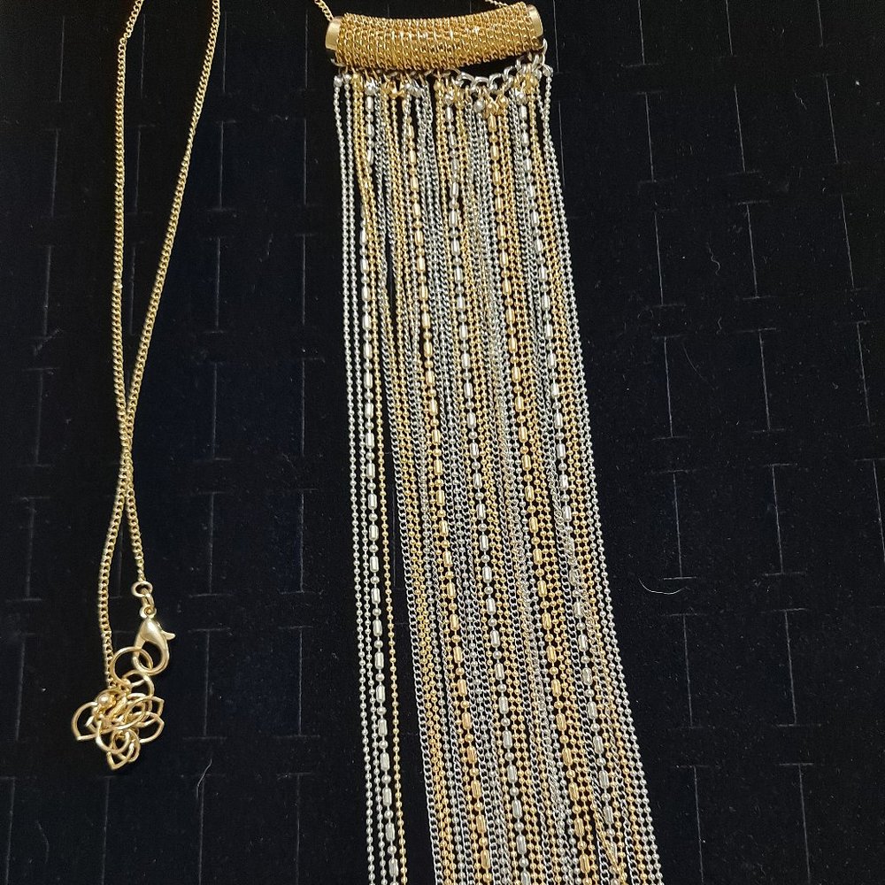 Long curtain chain necklace